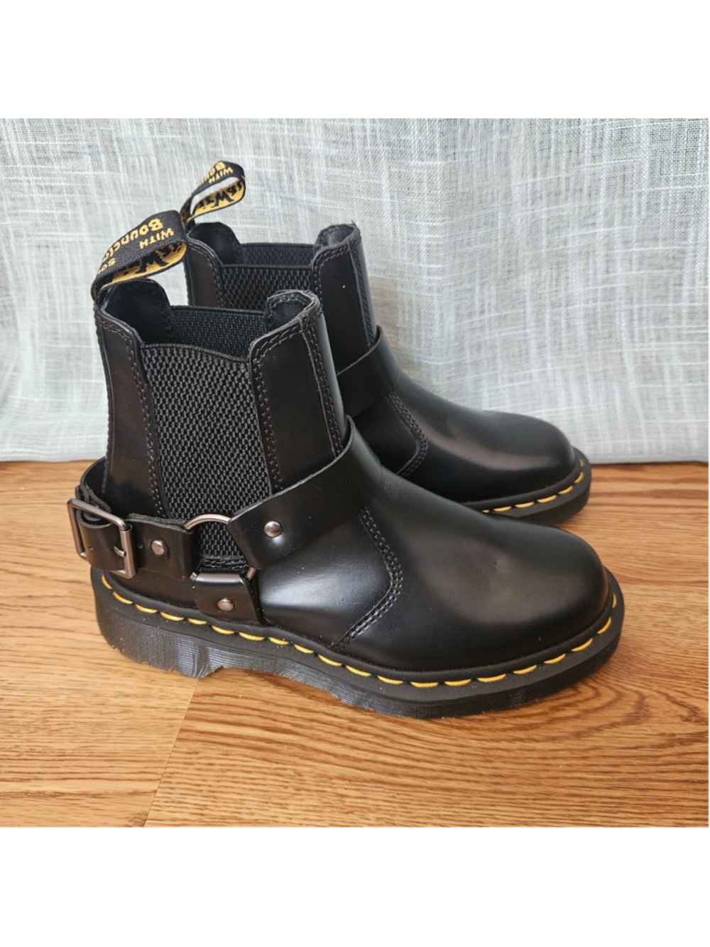 Dr. Martens Docs Wincox Pull On Buckle Ankle Boots US Ladies 5 Black